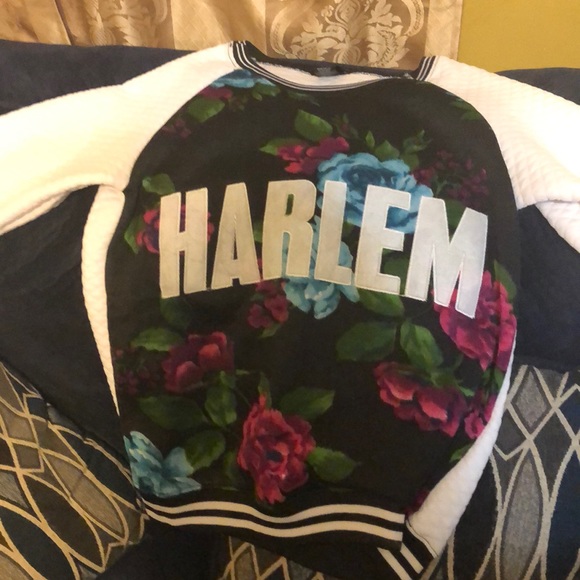 Love Culture Tops - Sweater